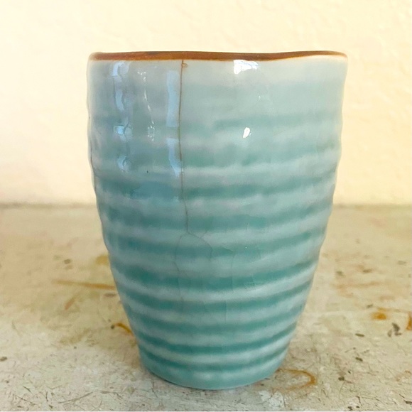 Vintage Chinese Celadon Tea Cups - Picture 9 of 11